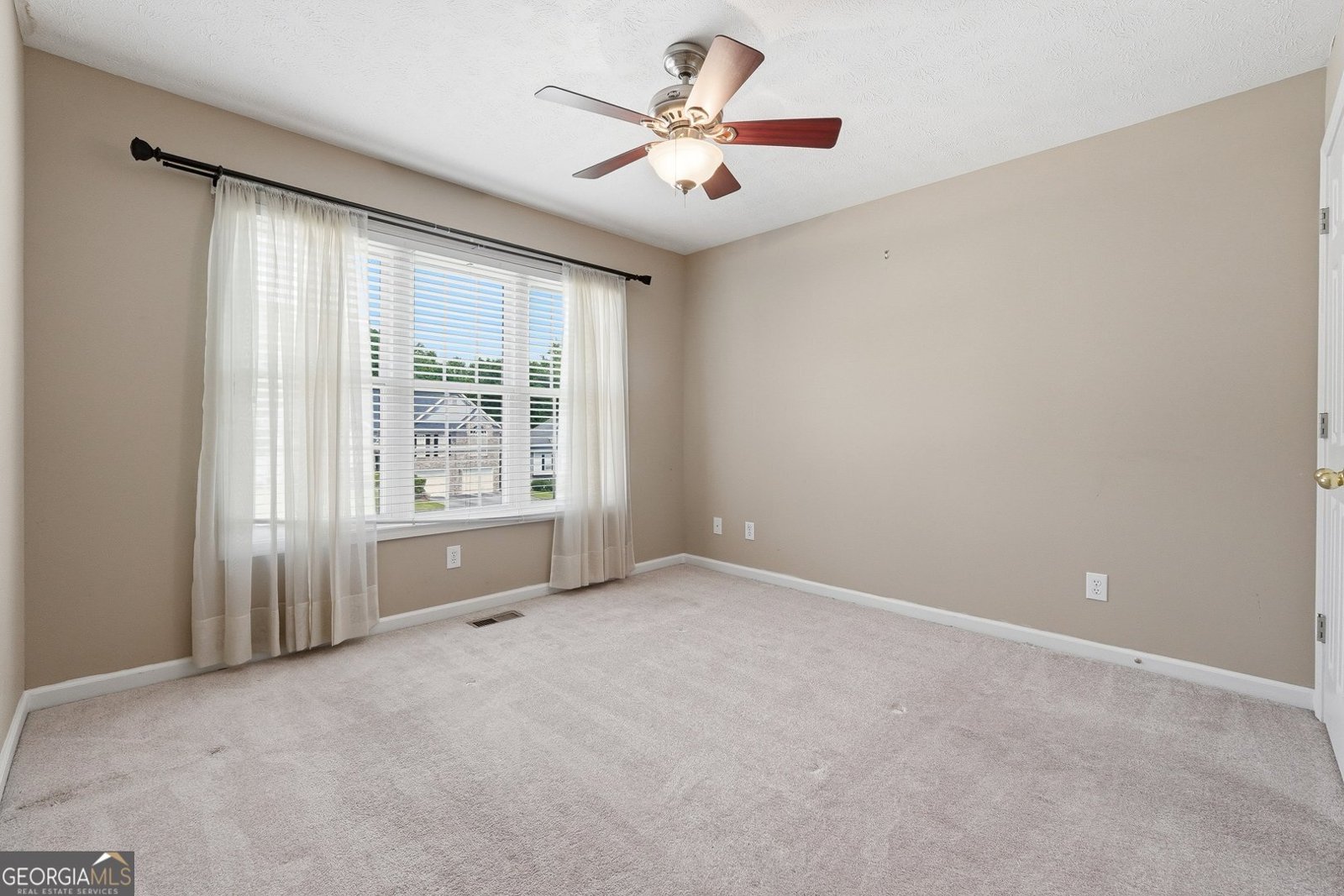 2343 Bluff Creek Overlook Douglasville - Photo 17