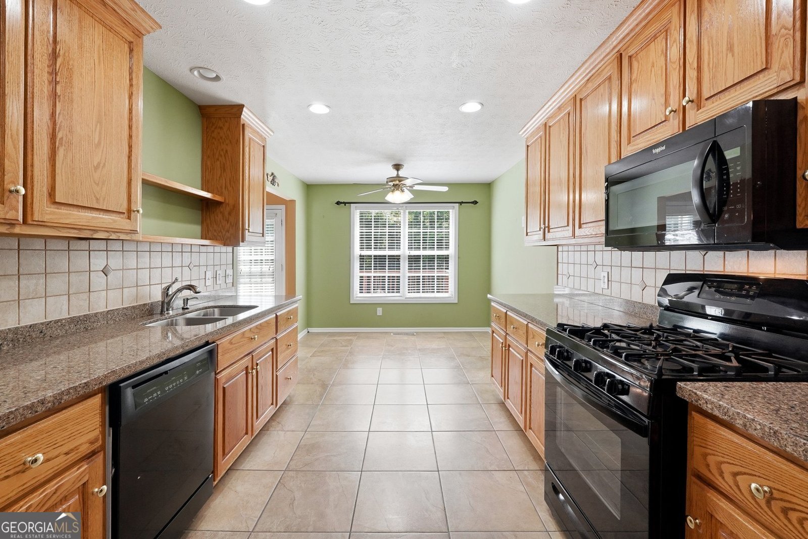2343 Bluff Creek Overlook Douglasville - Photo 9