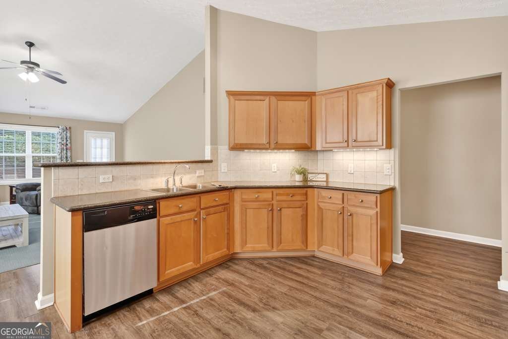202 Hunters Ridge Canton - Photo 11