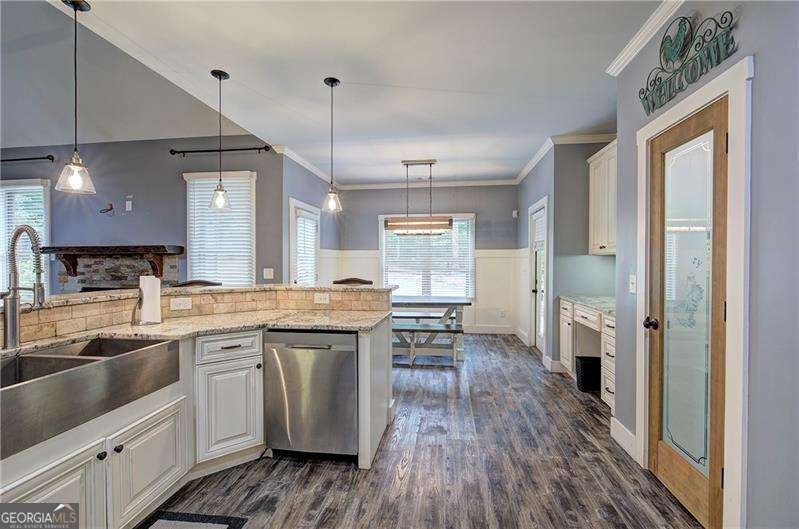 908 Emerald Court Woodstock - Photo 20