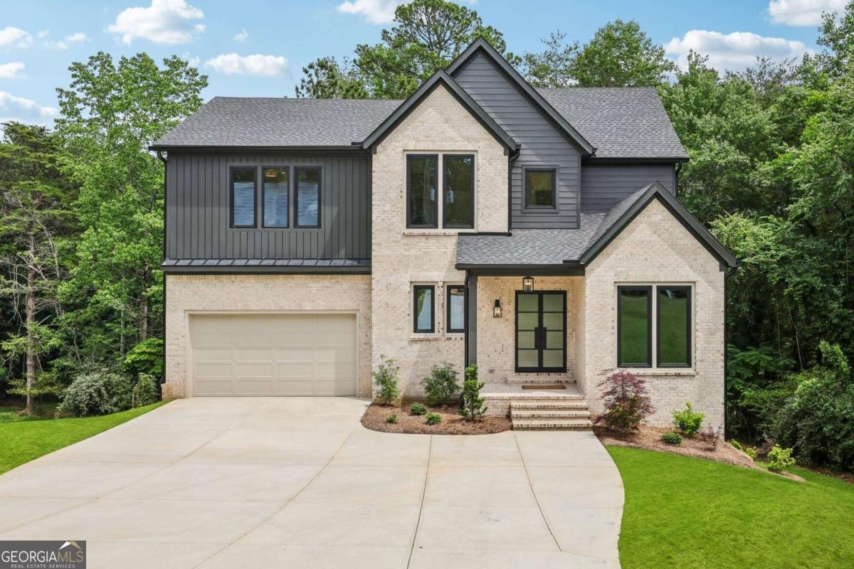 4045 Merritt Drive Cumming - main photo
