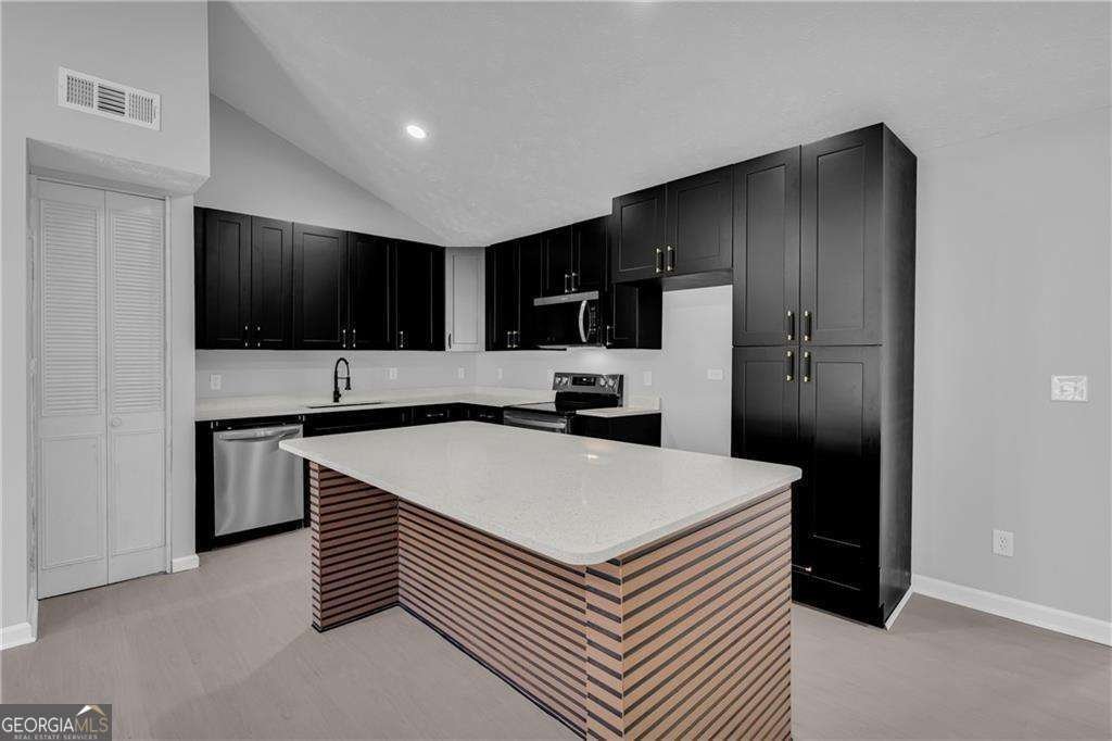 6807 Shangrila Way Riverdale - Photo 8