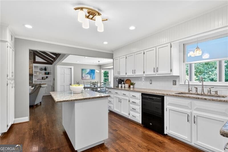 6477 Rosecommon Drive Peachtree Corners - Photo 15
