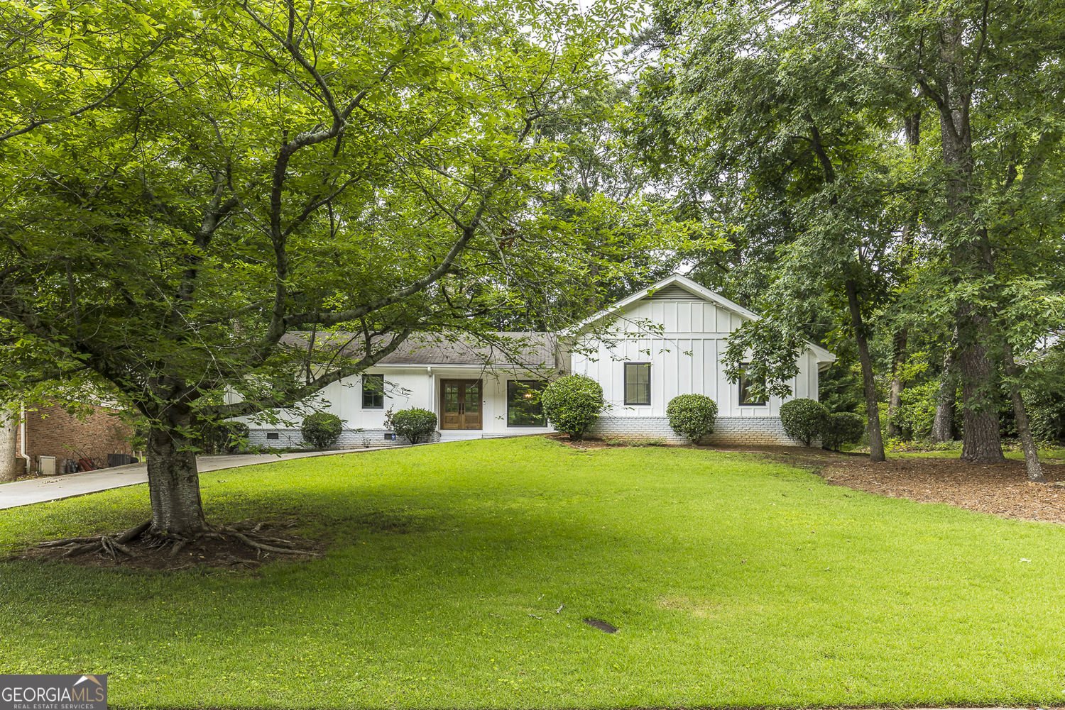 2364 Sandell Drive Atlanta - main photo