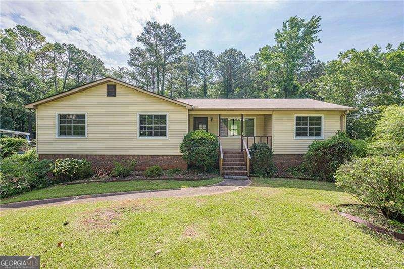 255 Sabrina Court Woodstock - main photo