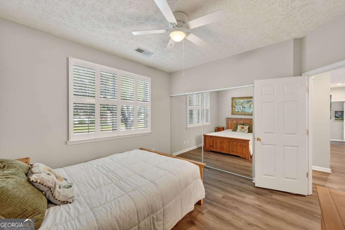 111 Oaks Court Woodstock - Photo 10