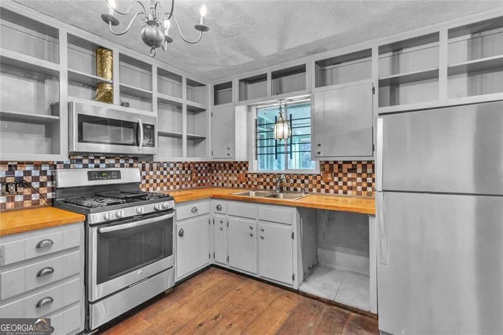 7425 Grayson Drive Riverdale - Photo 10