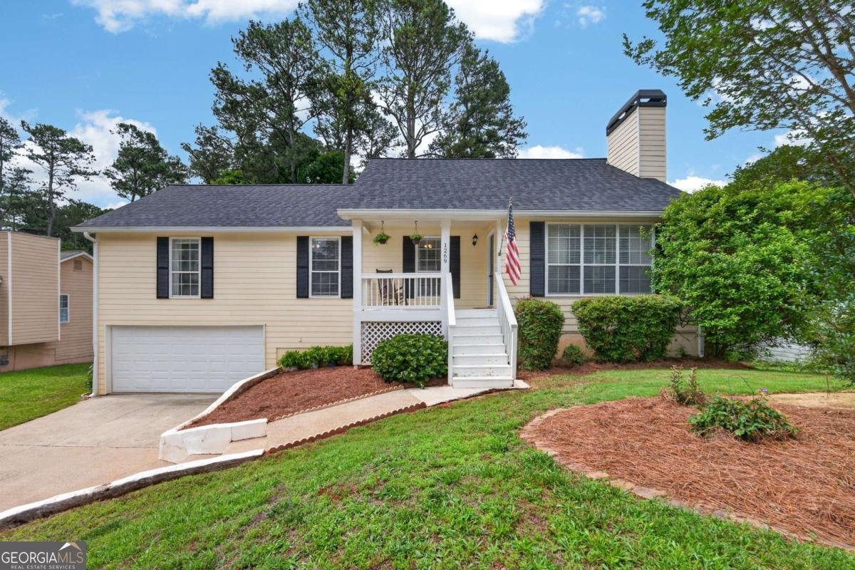 1269 Westover Trace Acworth - main photo