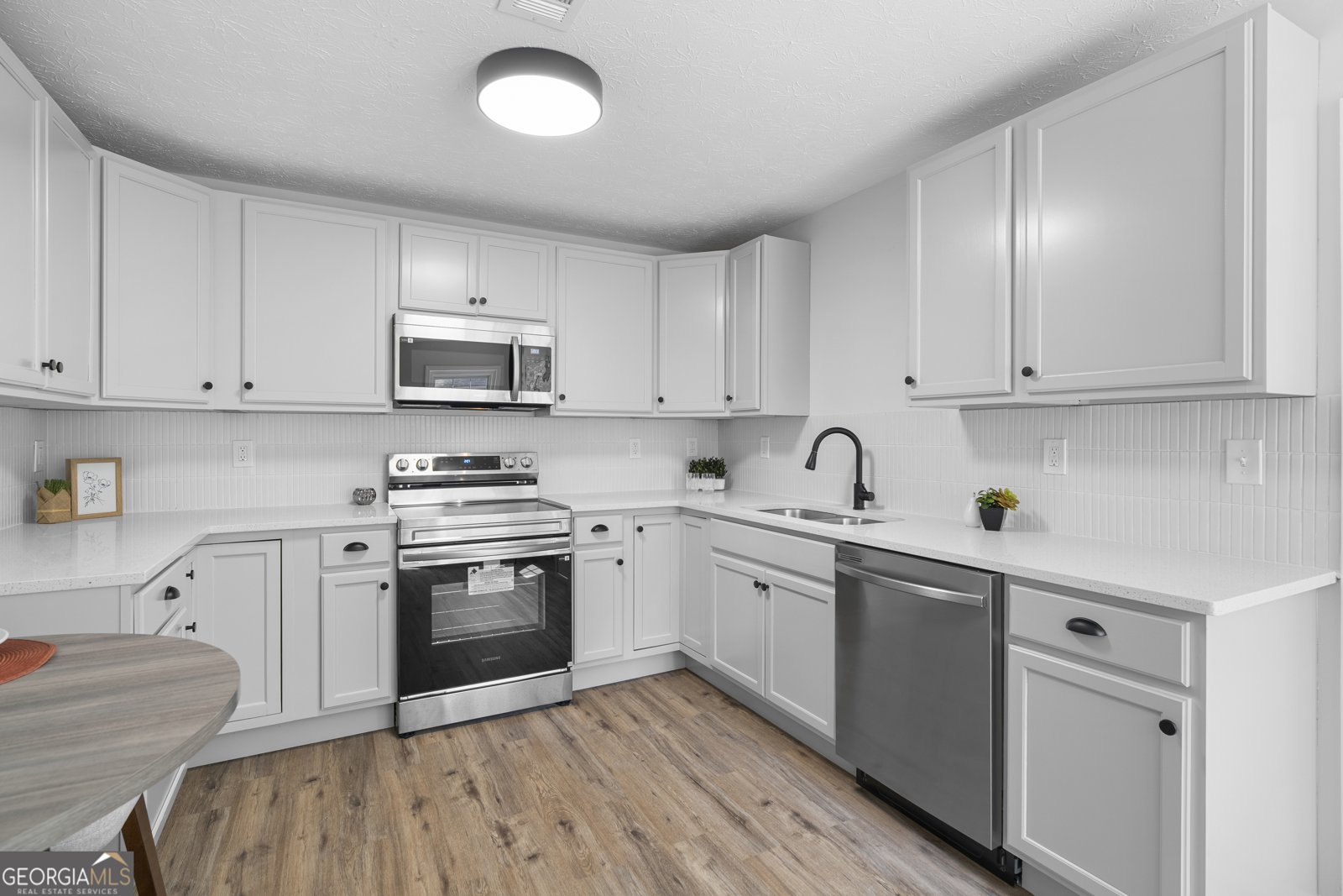 51 Pine Avenue Commerce - Photo 10