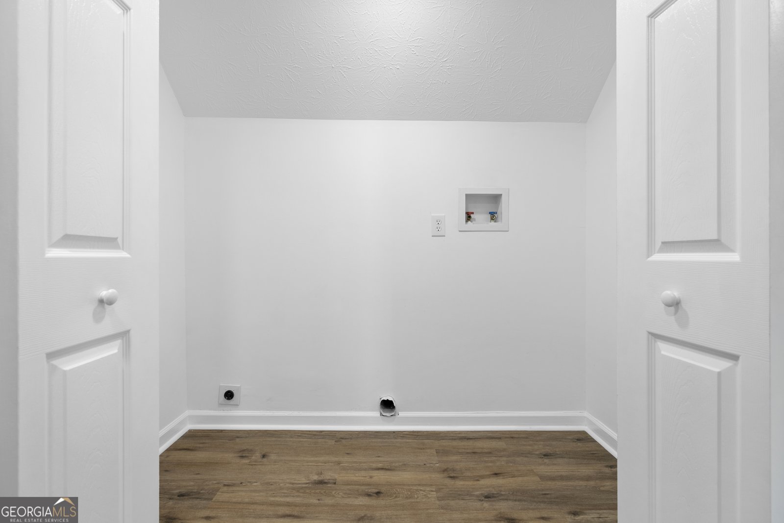 51 Pine Avenue Commerce - Photo 27