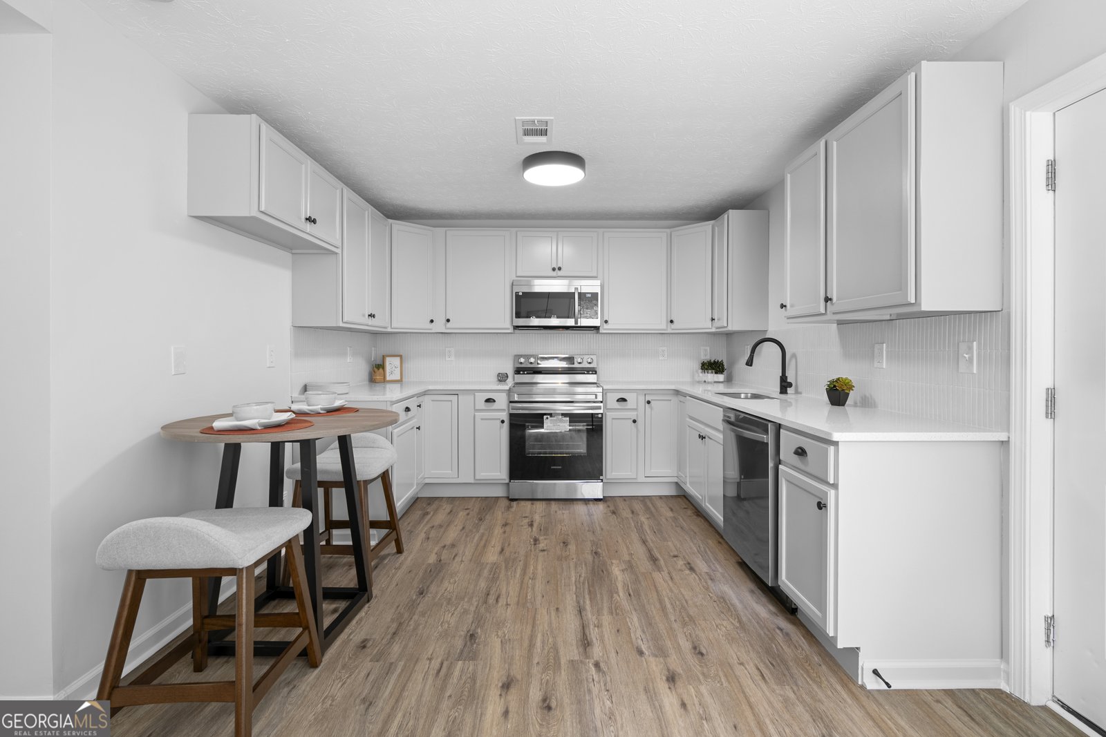 51 Pine Avenue Commerce - Photo 8