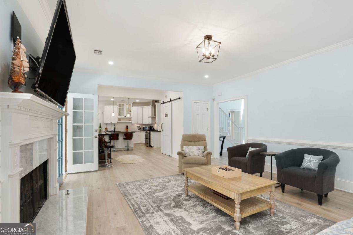 400 Gatehouse Court Alpharetta - Photo 8