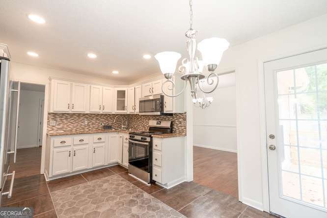 4937 Muirwood Drive Powder Springs - Photo 16