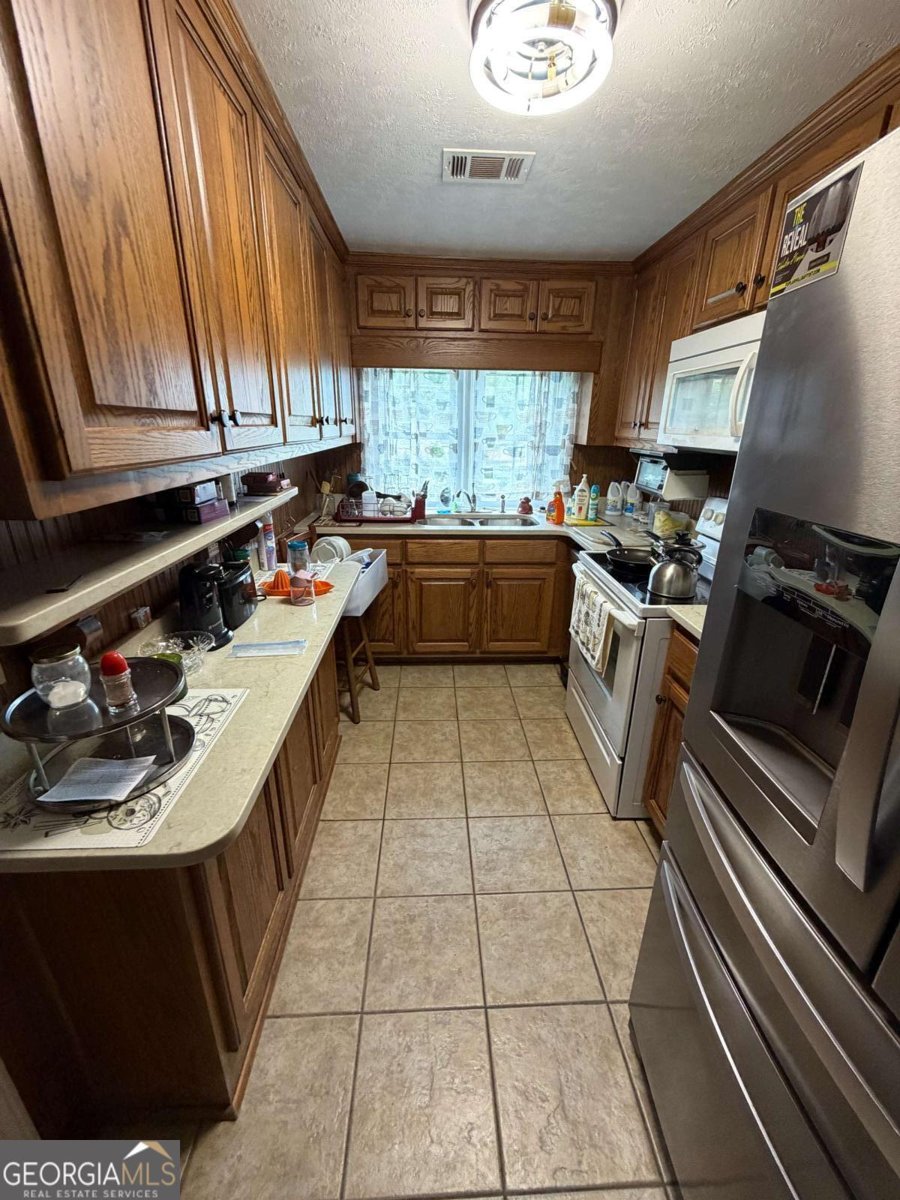 401 Latimore Avenue Buford - Photo 7