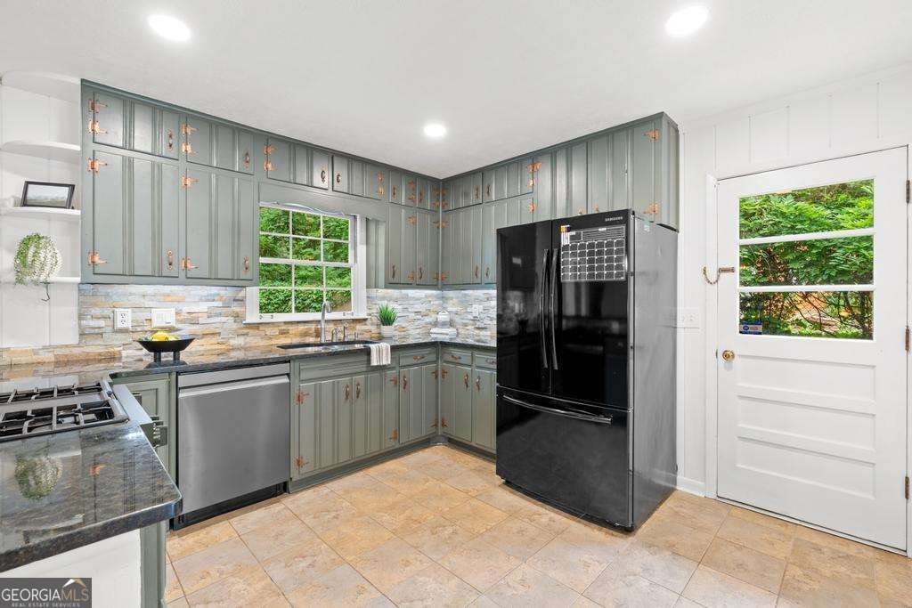 2335 Tilson Circle Decatur - Photo 17