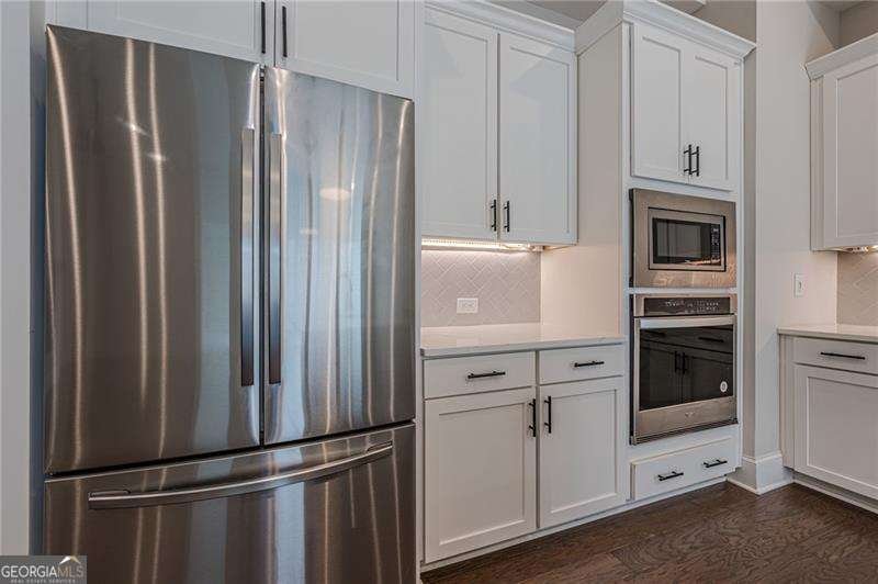 121 Village Green Avenue Woodstock - Photo 13