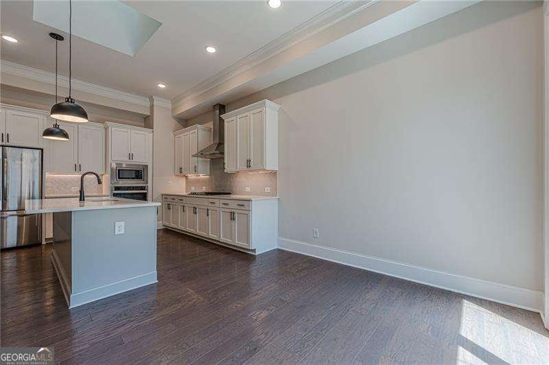 121 Village Green Avenue Woodstock - Photo 16