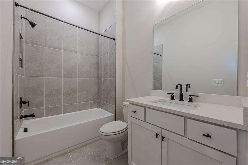 121 Village Green Avenue Woodstock - Photo 31