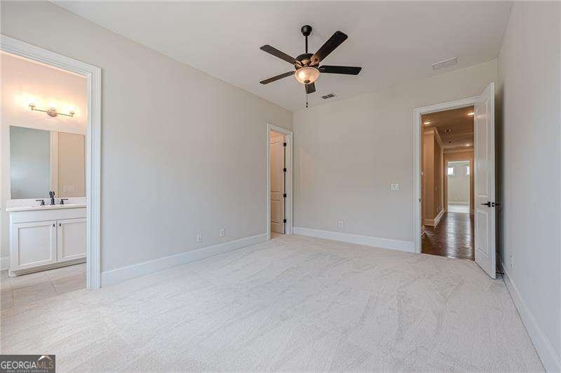 121 Village Green Avenue Woodstock - Photo 36