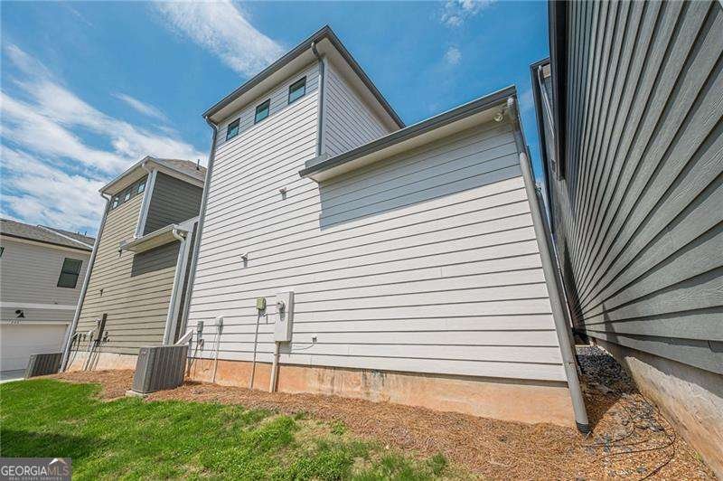 121 Village Green Avenue Woodstock - Photo 55