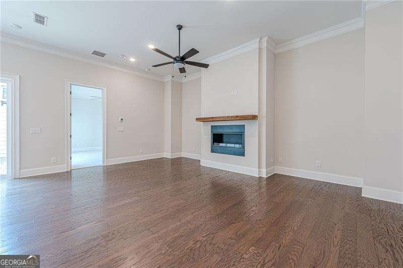 121 Village Green Avenue Woodstock - Photo 7