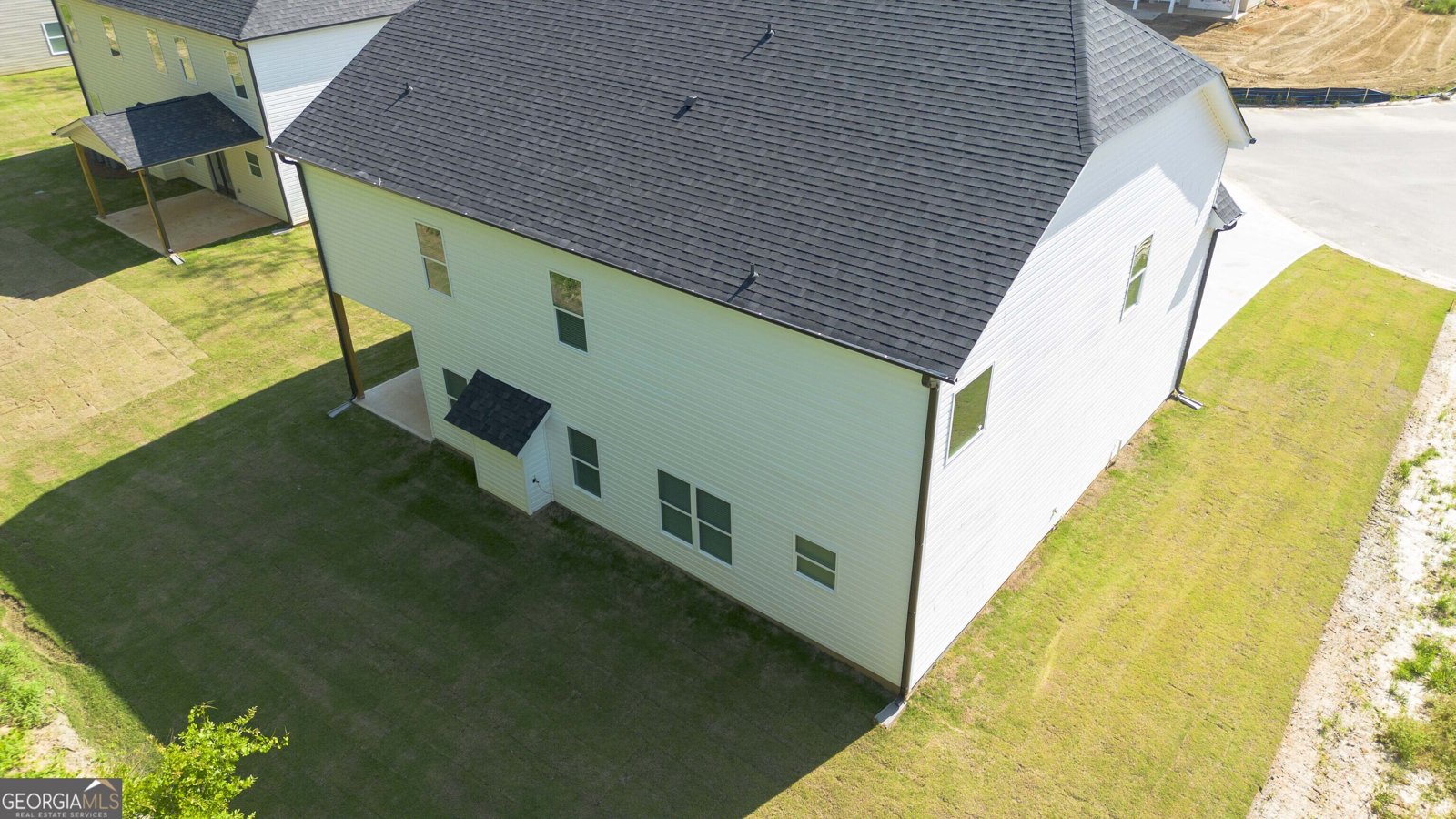Photo 4