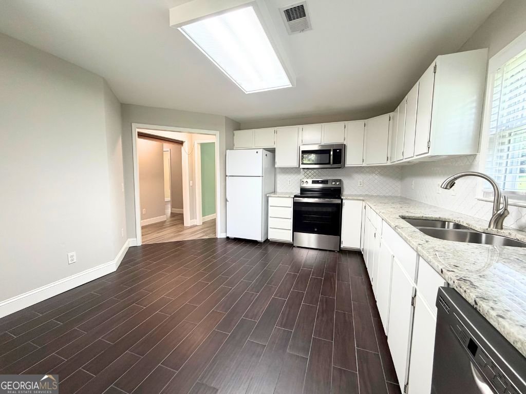 1090 Brackett Road Marietta - Photo 12