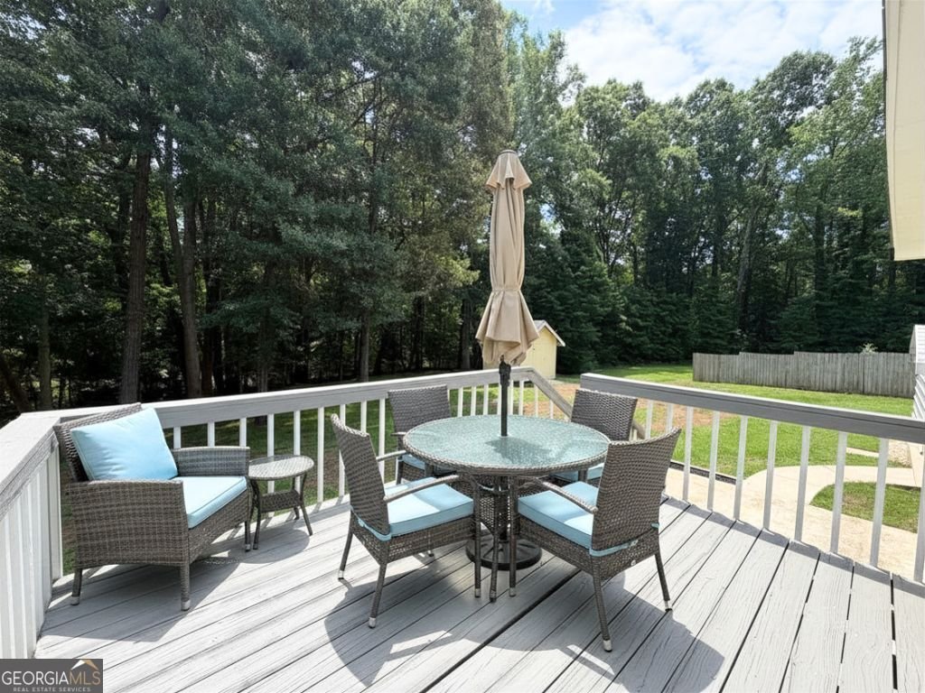 1090 Brackett Road Marietta - Photo 6