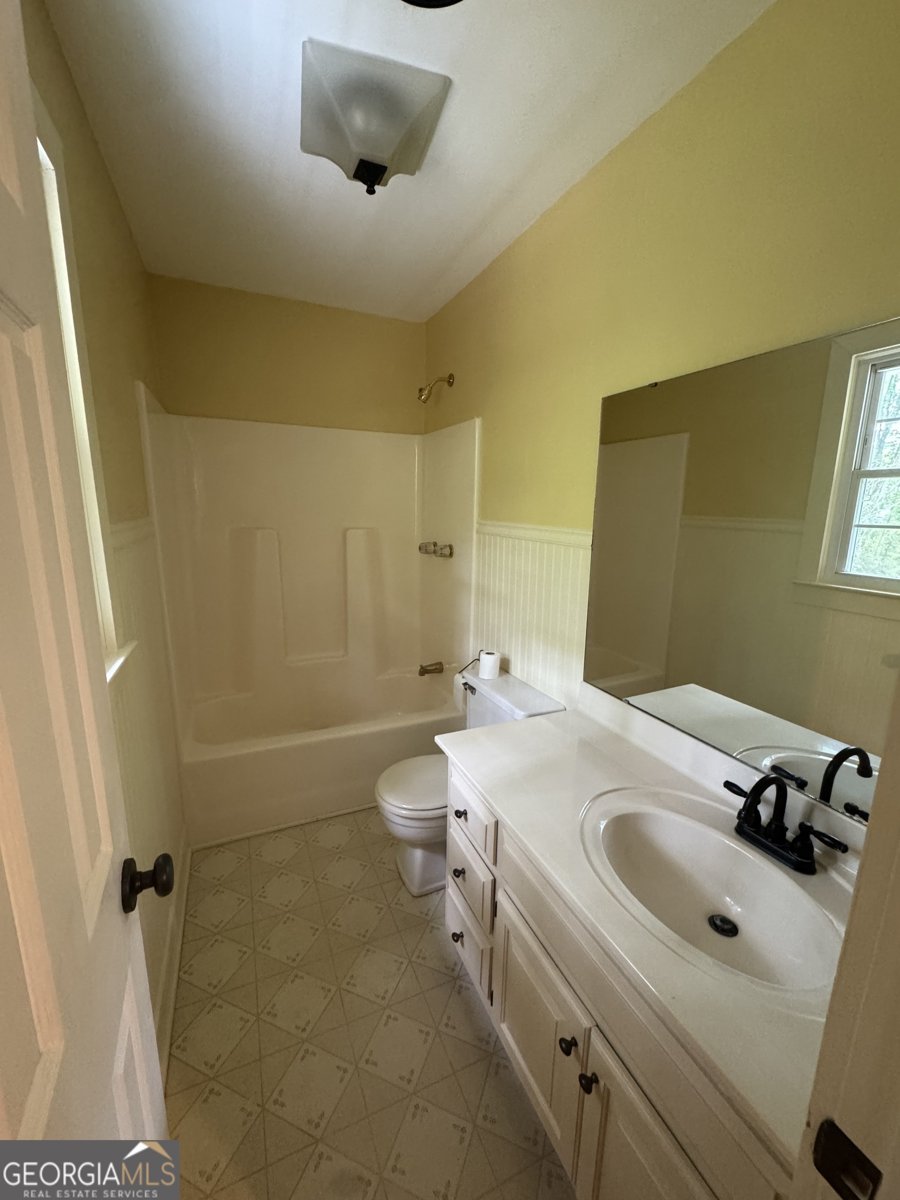 200 Meadovista Drive Griffin - Photo 12