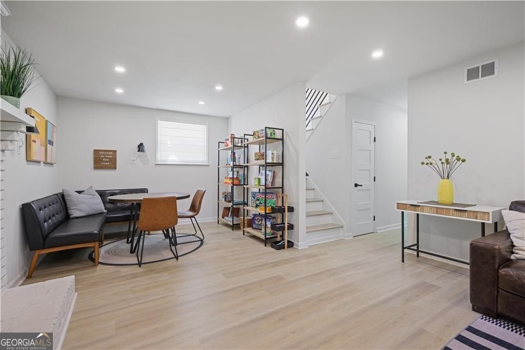 677 Hillandale Circle Marietta - Photo 18