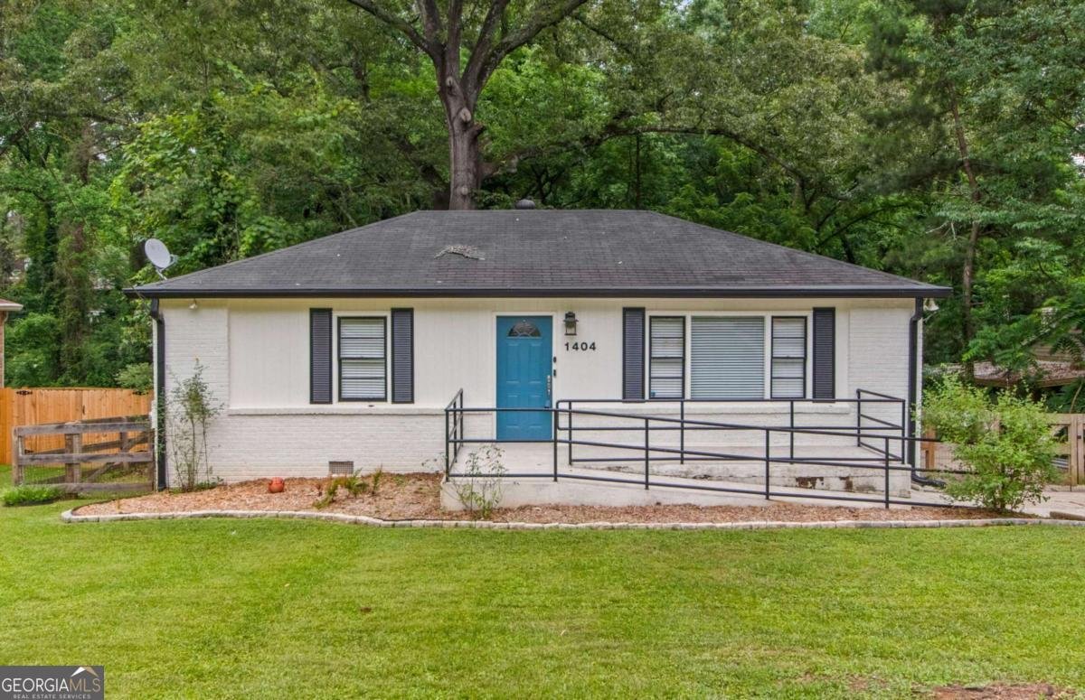 1404 Cobb Branch Drive Decatur - main photo