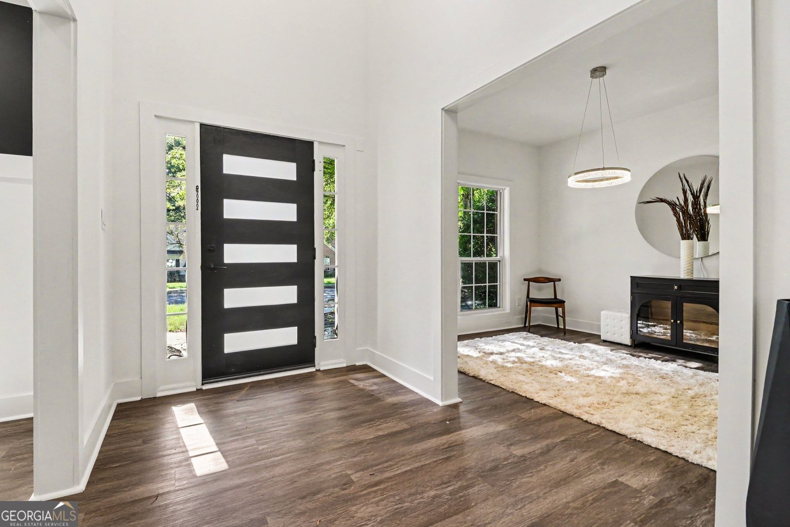 5259 Leecroft Drive Buford - Photo 4