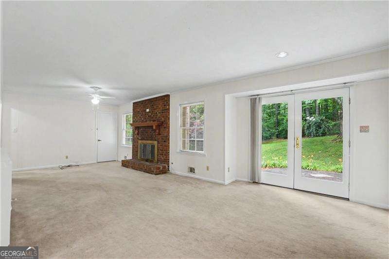 391 Beaumont Drive Stone Mountain - Photo 6