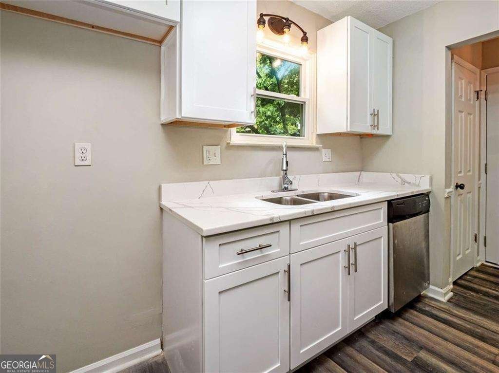 1234 Falling Water Drive Smyrna - Photo 7