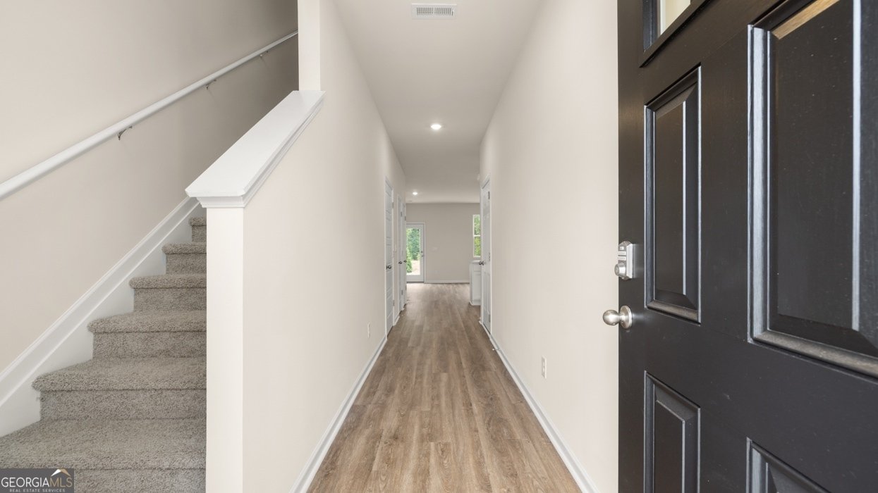 2056 Crossing Road Stone Mountain - Photo 2