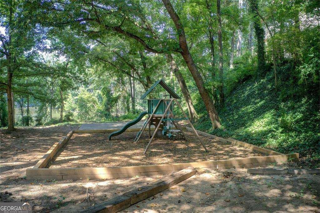 3604 Stonewall Court Atlanta - main photo