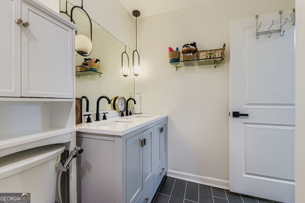 1084 Longshore Drive Decatur - Photo 8