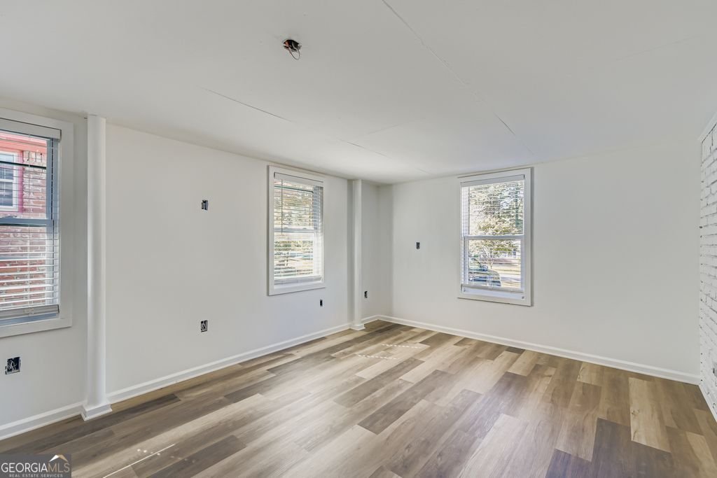 1084 Longshore Drive Decatur - Photo 9