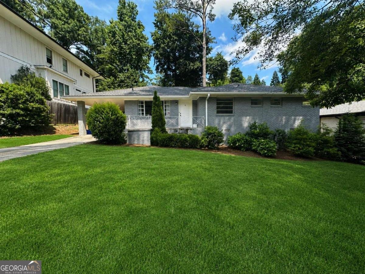 1447 Brook Valley Lane Atlanta - main photo