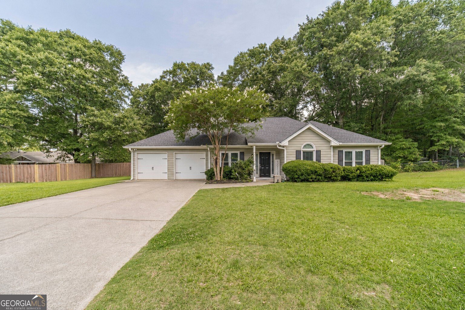 4180 Fox Chase Drive Loganville - main photo