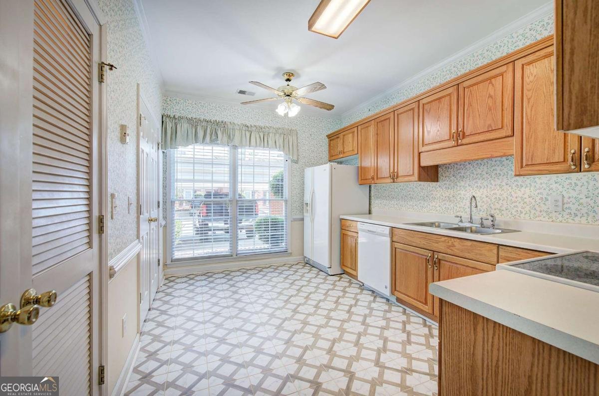 214 Manor Way Cartersville - Photo 11