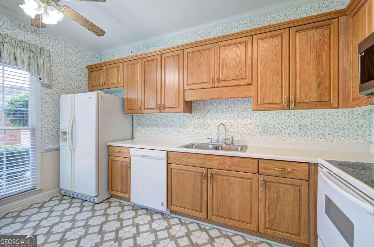 214 Manor Way Cartersville - Photo 12