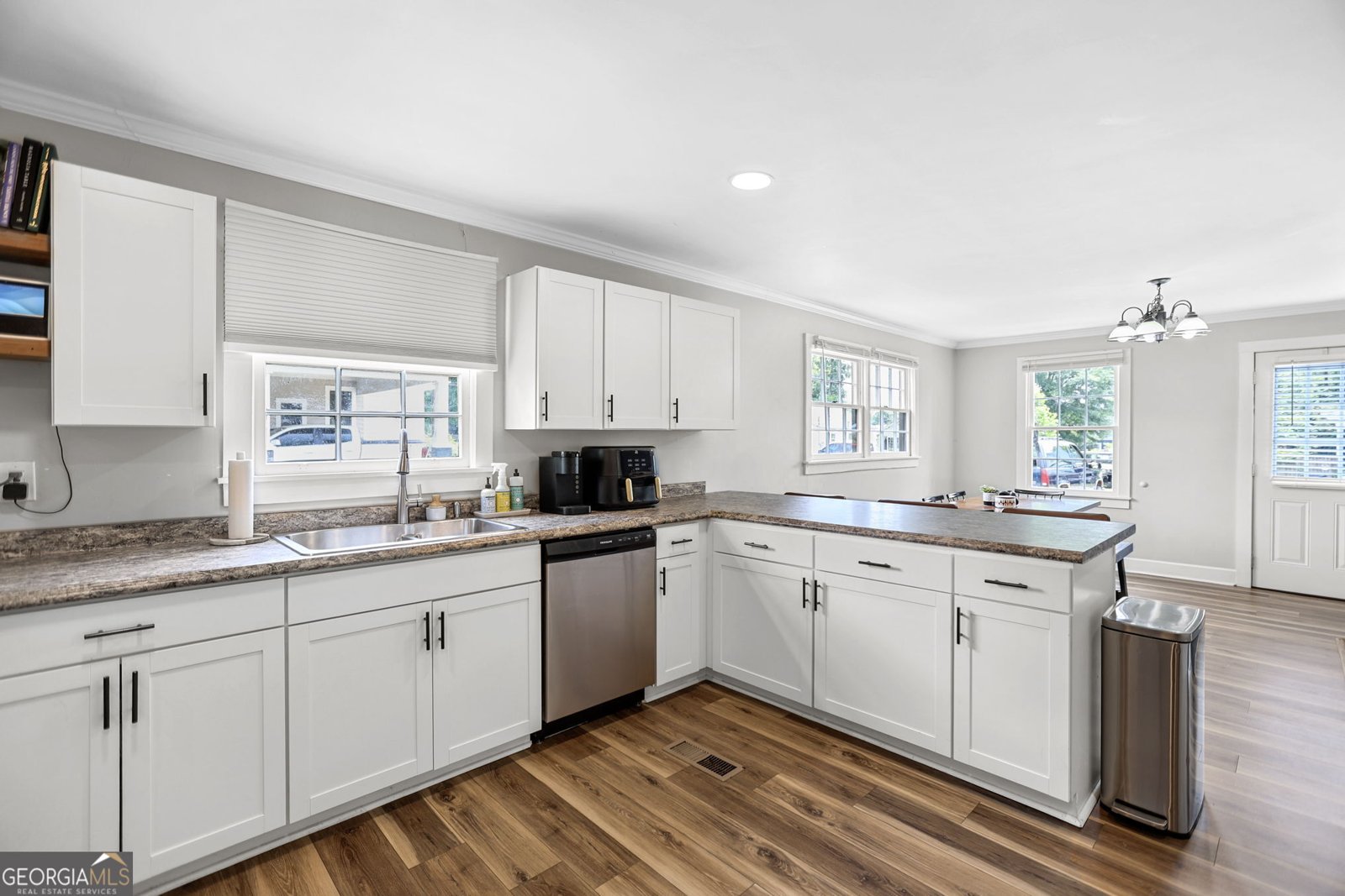 311 Folk Avenue Woodbury - Photo 10