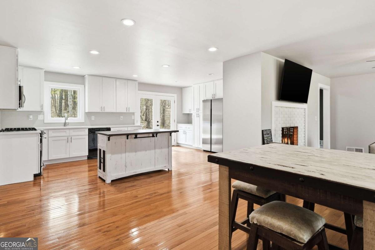 251 Fields Landing Drive Canton - Photo 7