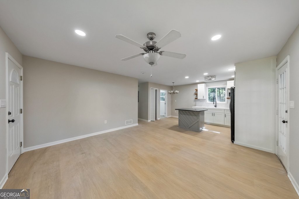 2461 Sherwood Place Marietta - Photo 8