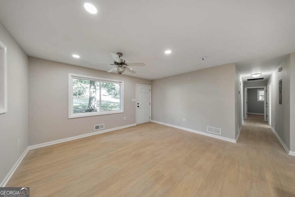 2461 Sherwood Place Marietta - Photo 9
