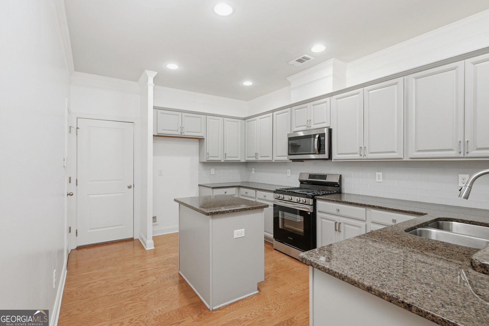 3464 Flamingo Lane Milton - Photo 9