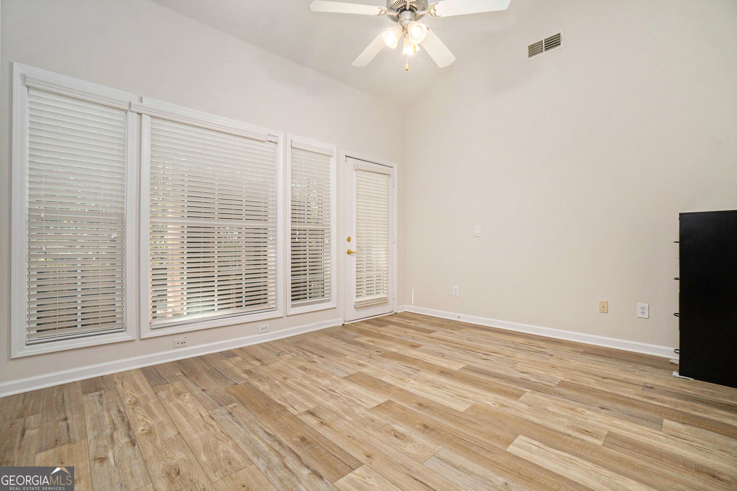3233 Abbott Drive Powder Springs - Photo 20