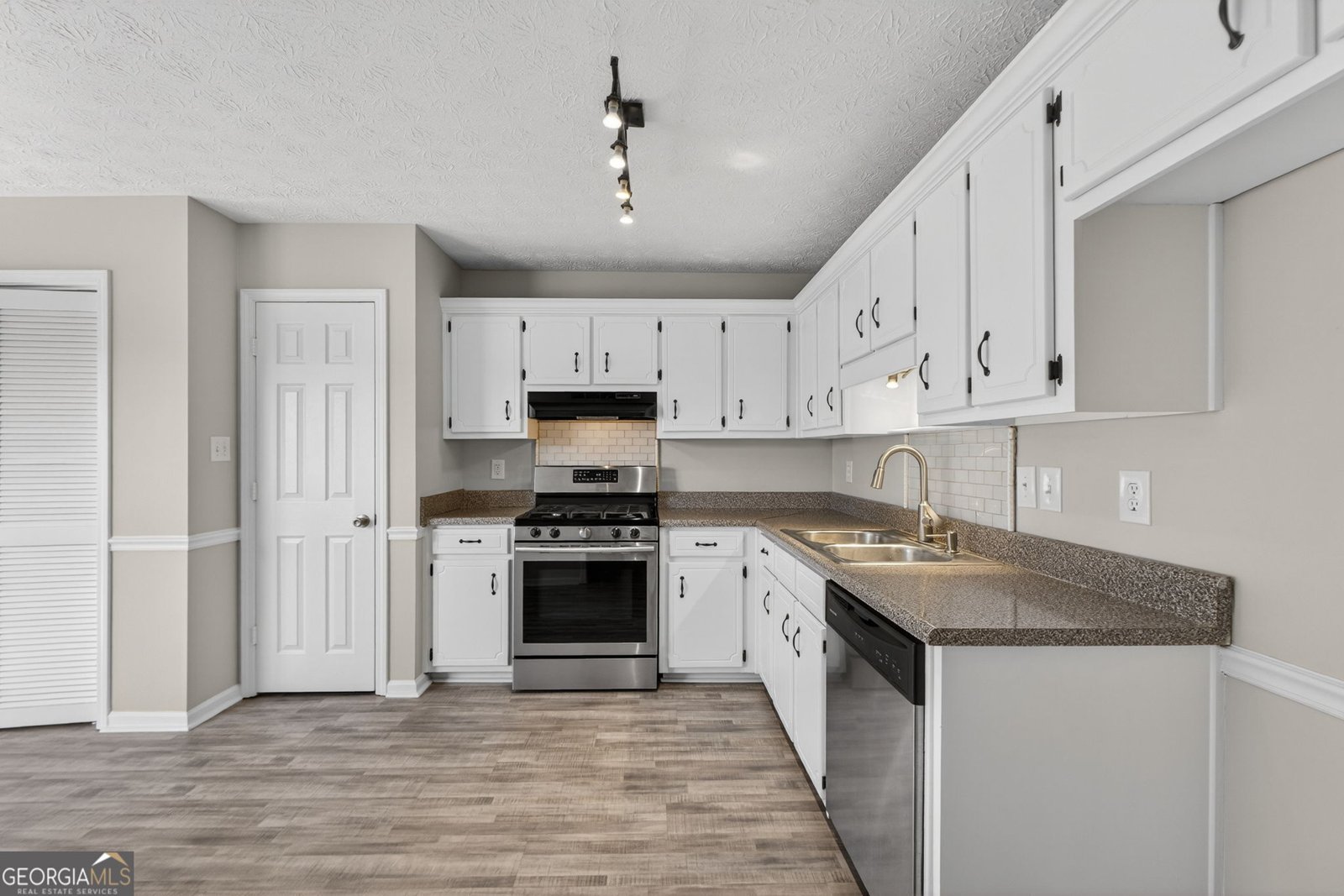 130 Wilbanks Drive Fayetteville - Photo 15