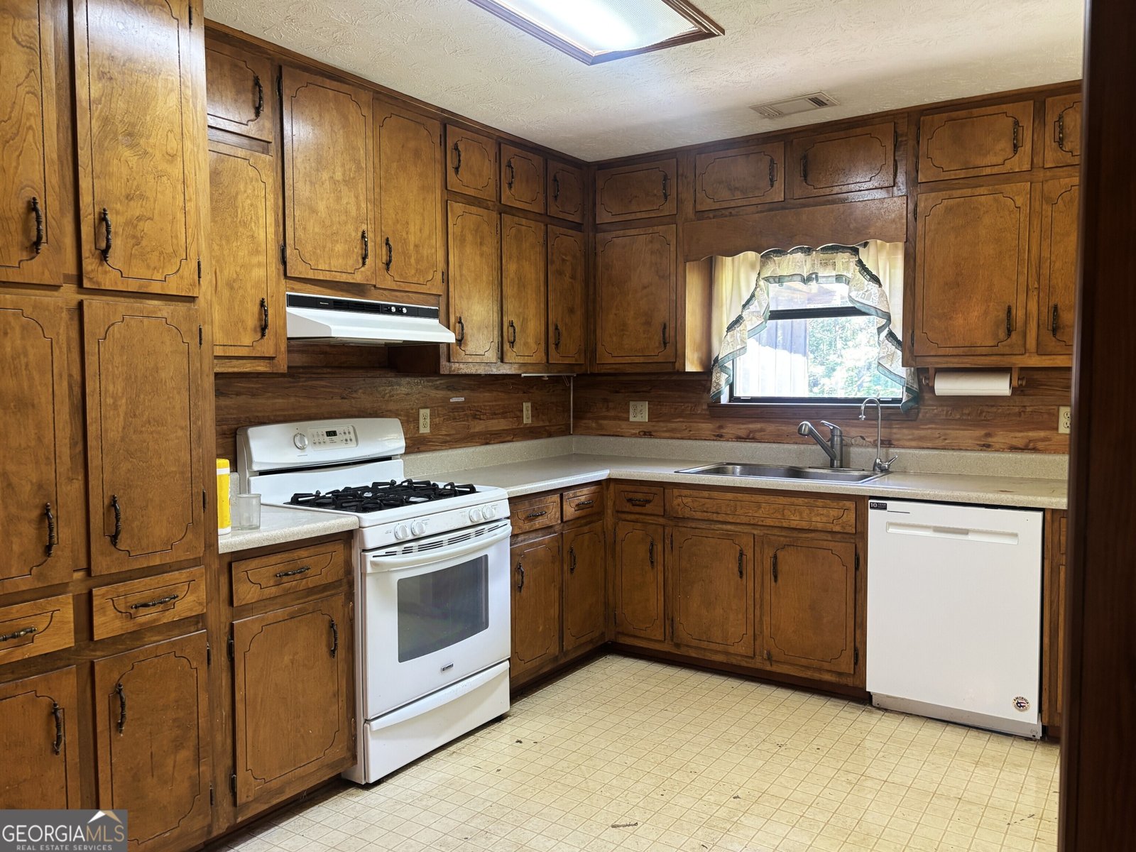 1561 Union Grove Church Road Auburn - Photo 11